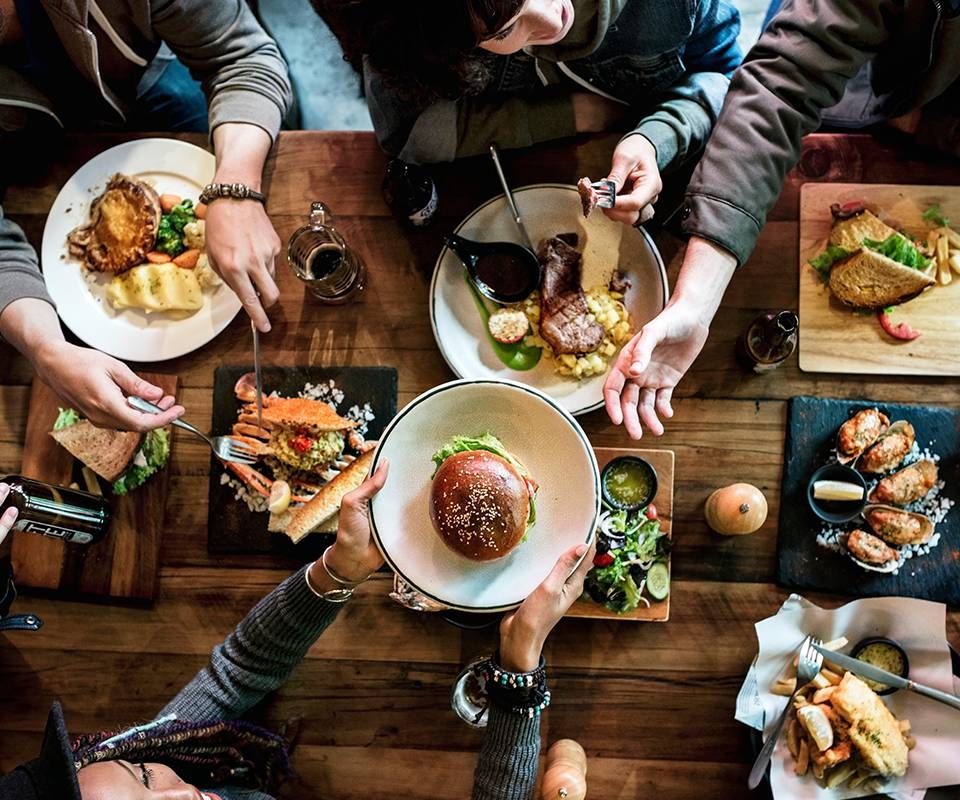 Le restaurant - Le Bistrot Du Saut Girard - restaurant BARESIA-SUR-L'AIN